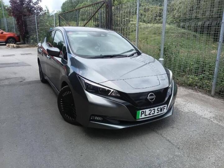 Nissan Leaf 39kWh Tekna Auto 5dr