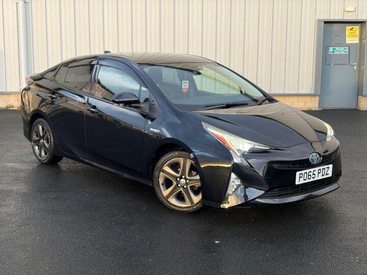 Toyota Prius 1.5 Saloon 4dr Petrol Hybrid CVT (120 G/km, 70 Bhp)