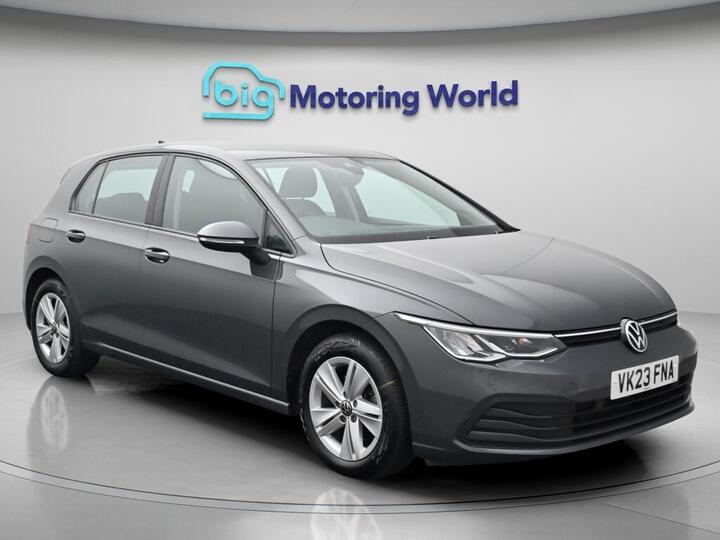 Volkswagen Golf 1.5 ETSI MHEV Life DSG Euro 6 (s/s) 5dr Volkswagen Golf 1.5 ETSI MHEV Life DSG Euro 6 (s/s) 5dr