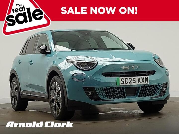 Fiat 600e 54kWh La Prima Auto 5dr