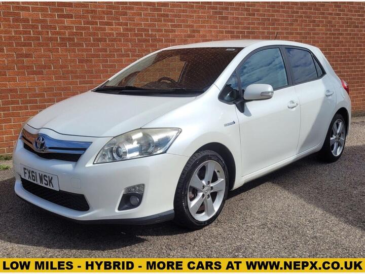 Toyota AURIS 1.8 VVT-h T Spirit CVT Euro 5 (s/s) 5dr