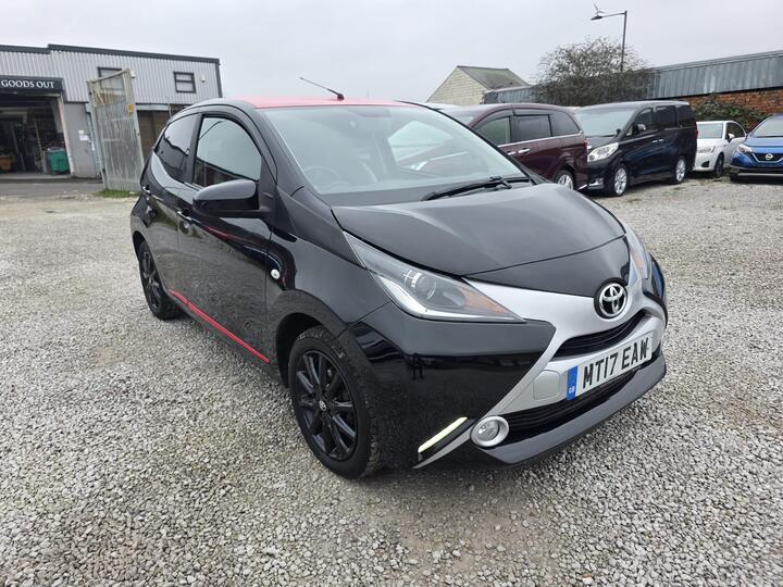 Toyota AYGO 1.0 VVT-i X-press Euro 6 5dr Toyota AYGO 1.0 VVT-i X-press Euro 6 5dr