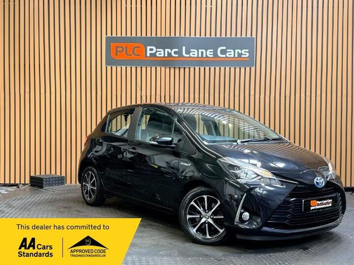 Toyota Yaris 1.5 VVT-h Icon Tech E-CVT Euro 6 (s/s) 5dr