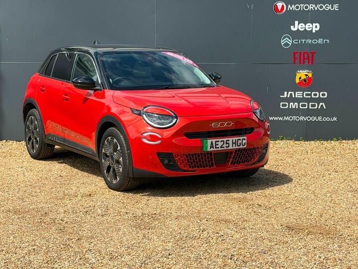 Fiat 600 54kWh La Prima Auto 5dr