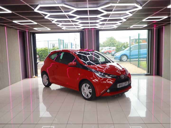 Toyota AYGO 1.0 VVT-i X-pression Euro 5 3dr Euro 5