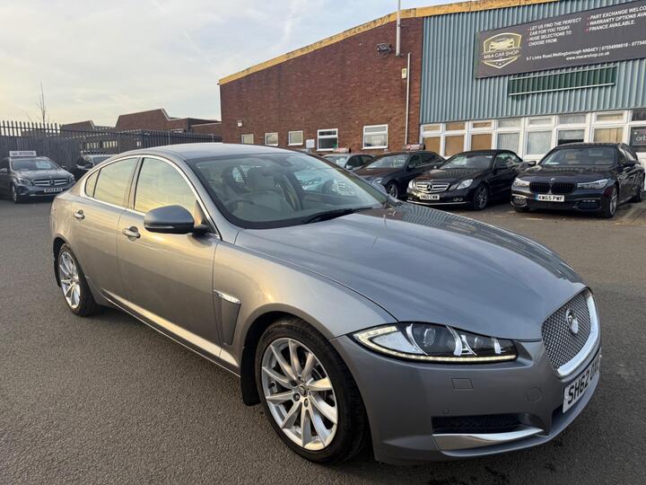 Jaguar XF 2.2d Premium Luxury Auto Euro 5 (s/s) 4dr