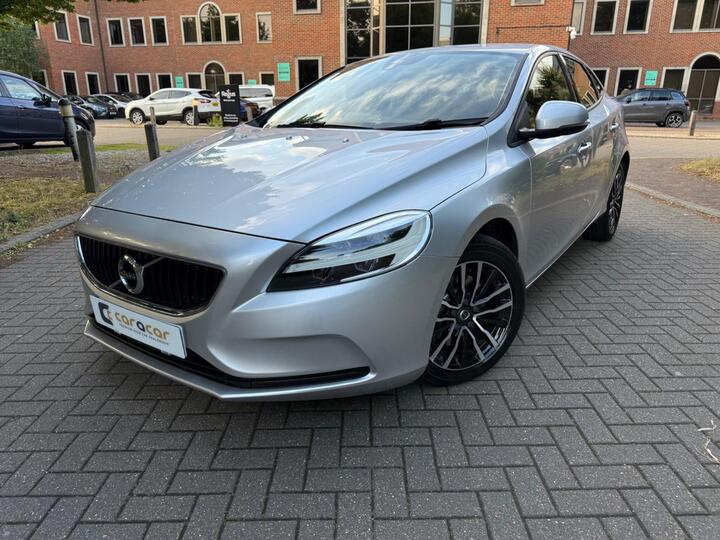 Volvo V40 2.0 T2 Momentum Nav Plus Euro 6 (s/s) 5dr