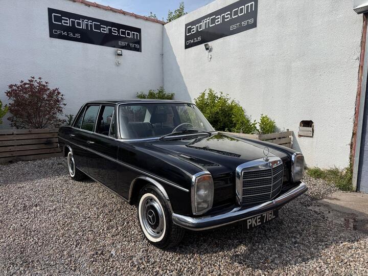 Mercedes-Benz 200 2.0D 4dr