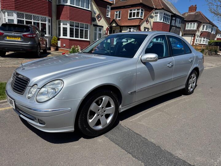 Mercedes-Benz E Class 3.0 E280 Avantgarde G-Tronic 4dr Mercedes-Benz E Class 3.0 E280 Avantgarde G-Tronic 4dr