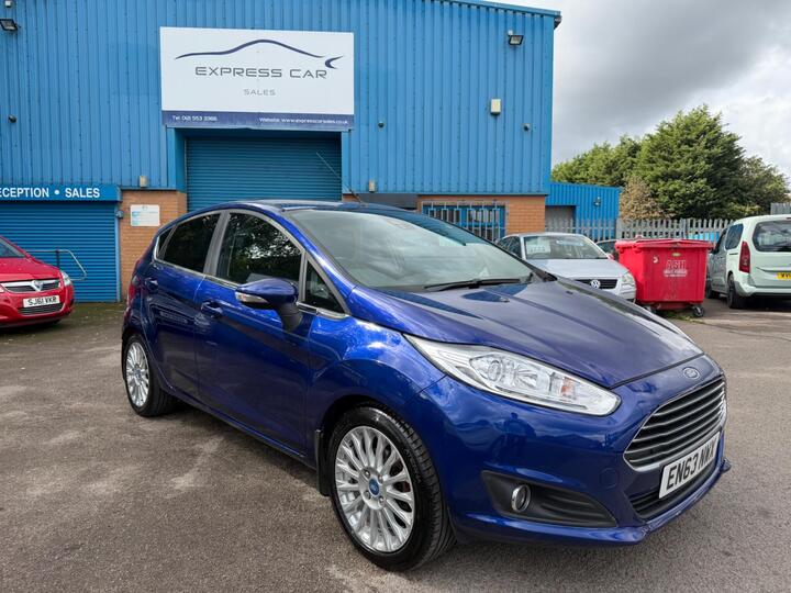 Ford Fiesta 1.0T EcoBoost Titanium Euro 5 (s/s) 5dr