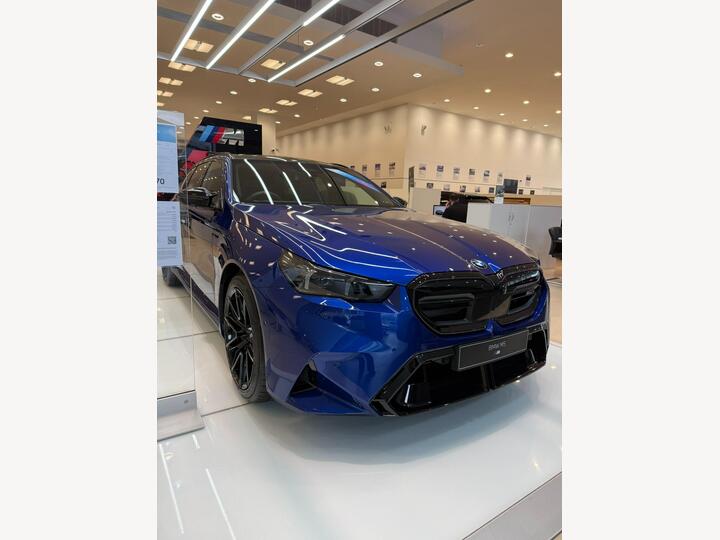 BMW M5 4.4 22.1kWh Touring Steptronic XDrive Euro 6 (s/s) 5dr