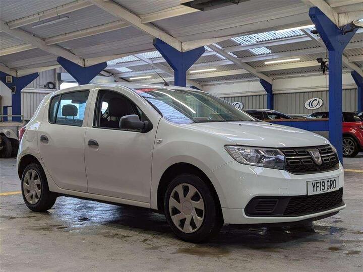 Dacia Sandero 0.9 TCe Essential Euro 6 (s/s) 5dr