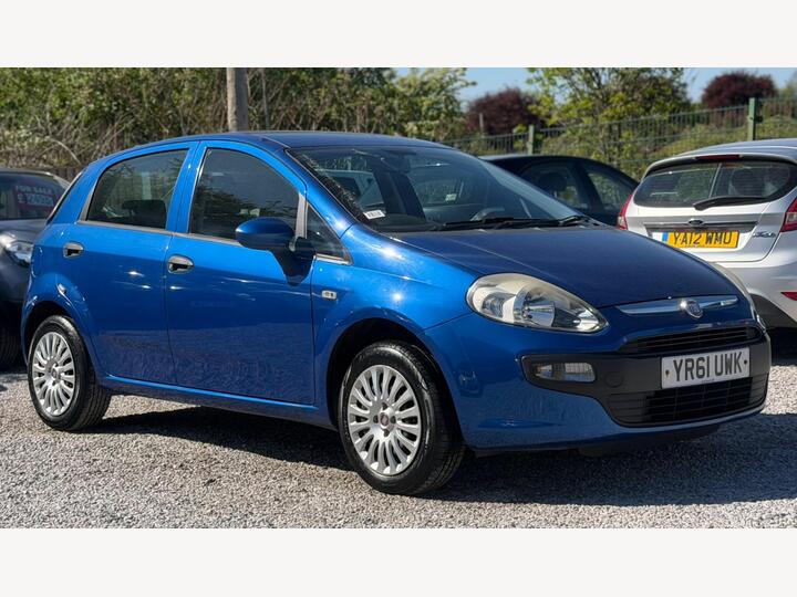 Fiat Punto Evo 1.2 Active Euro 5 (s/s) 5dr Fiat Punto Evo 1.2 Active Euro 5 (s/s) 5dr