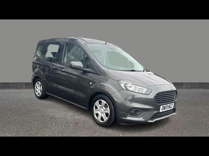 Ford Tourneo Courier 1.5 TDCi Zetec Euro 6 5dr Ford Tourneo Courier 1.5 TDCi Zetec Euro 6 5dr