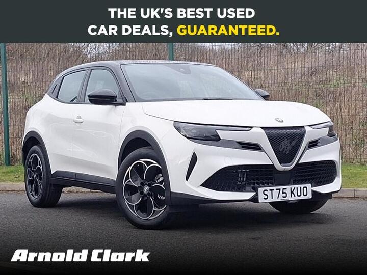 Alfa Romeo Junior 1.2 MHEV Ibrida E-DCT Euro 6 (s/s) 5dr