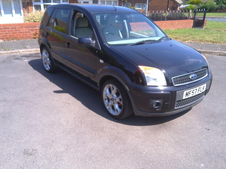Ford Fusion 1.6 TDCi Plus 5dr