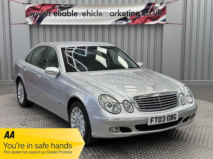 Mercedes-Benz E Class 5.0 E500 Elegance 4dr