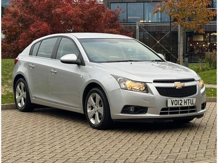 Chevrolet Cruze 1.8 LTZ Auto Euro 5 5dr