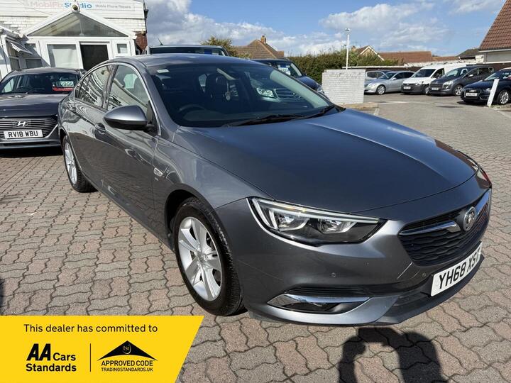 Vauxhall Insignia 2.0 Turbo D BlueInjection SRi Nav Grand Sport Euro 6 (s/s) 5dr Vauxhall Insignia 2.0 Turbo D BlueInjection SRi Nav Grand Sport Euro 6 (s/s) 5dr