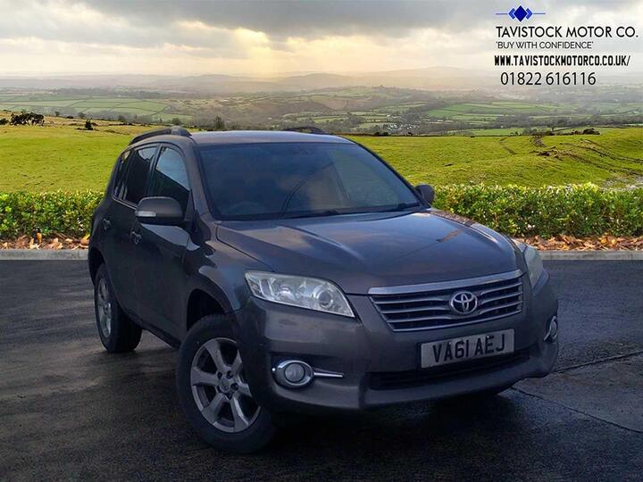 Toyota RAV4 2.2 D-4D XT-R 4WD Euro 5 5dr