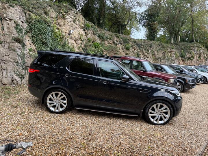 Land Rover Discovery 3.0 TD V6 First Edition Auto 4WD Euro 6 (s/s) 5dr