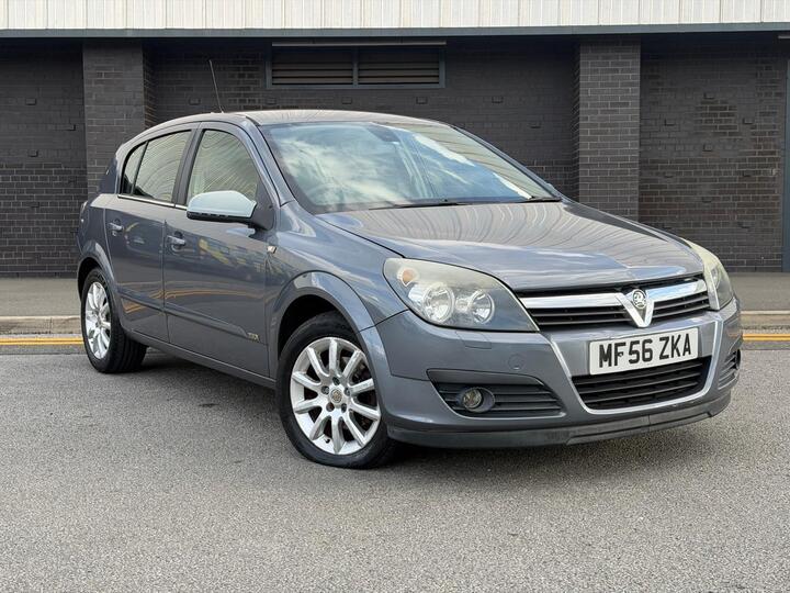 Vauxhall Astra 1.8i 16v Design 5dr