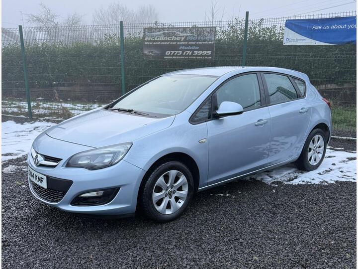 Vauxhall Astra 1.6 16v Design Euro 5 5dr