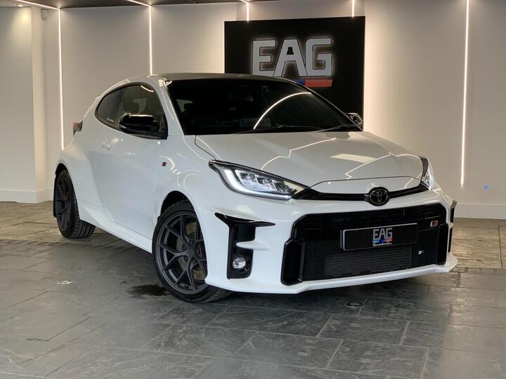 Toyota YARIS 1.6T GR Circuit AWD Euro 6 3dr