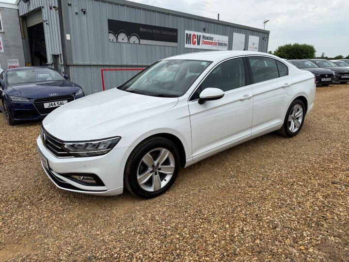 Volkswagen PASSAT 2.0 TDI EVO SE Nav Euro 6 (s/s) 4dr