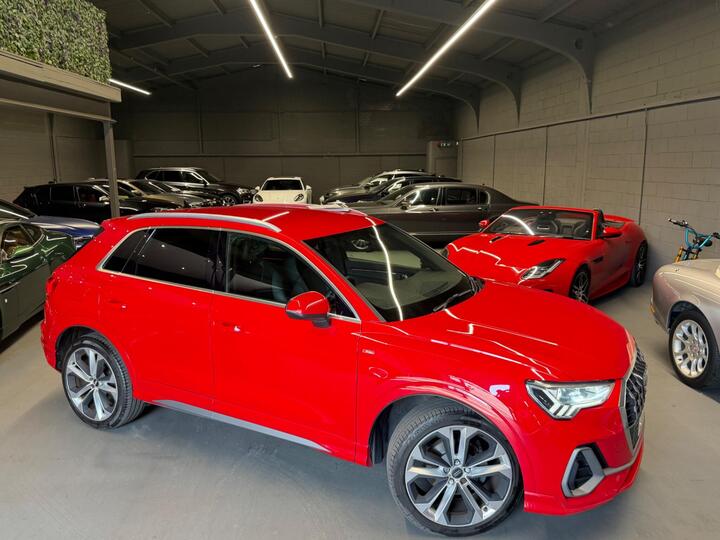 Audi Q3 1.5 TFSI CoD 35 S Line Euro 6 (s/s) 5dr