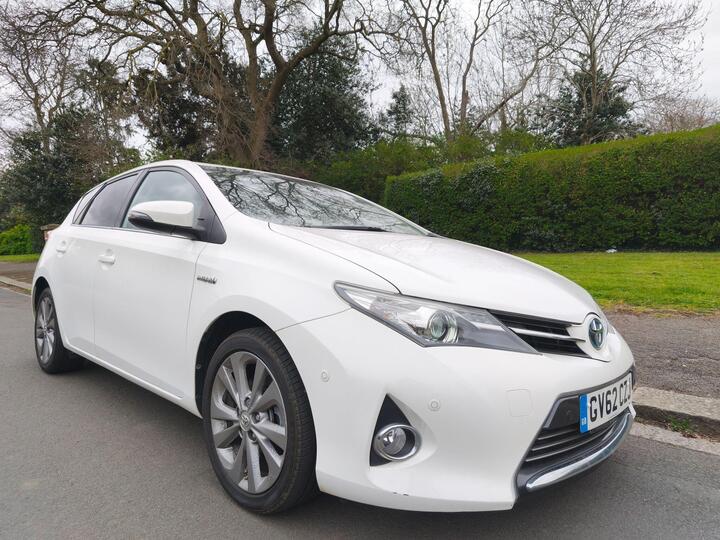 Toyota Auris 1.8 VVT-h Excel CVT Euro 5 (s/s) 5dr