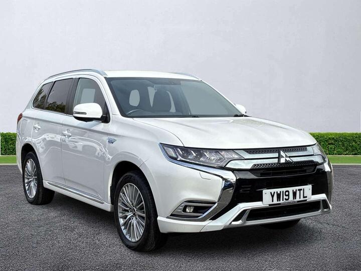 Mitsubishi Outlander 2.4h TwinMotor 13.8kWh 4h CVT 4WD Euro 6 (s/s) 5dr