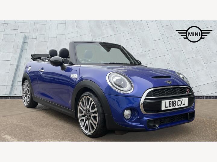 MINI Convertible 2.0 Cooper S Steptronic Euro 6 (s/s) 2dr