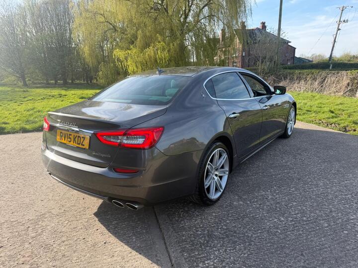 Maserati Quattroporte 3.0D V6 ZF Euro 5 (s/s) 4dr