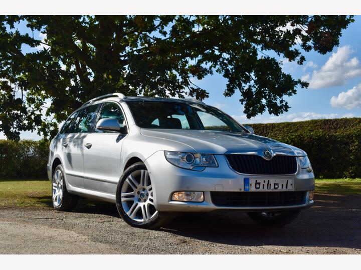 Skoda Superb 1.8 TSI Elegance DSG Euro 5 5dr