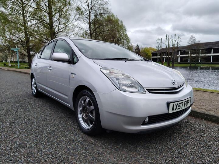 Toyota Prius 1.5 T Spirit CVT 5dr
