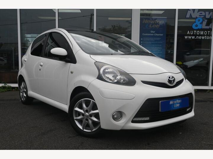 Toyota AYGO 1.0 VVT-i Mode Euro 5 5dr