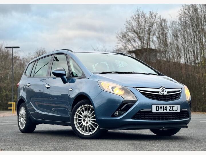 Vauxhall Zafira Tourer 2.0 CDTi Exclusiv Euro 5 5dr Vauxhall Zafira Tourer 2.0 CDTi Exclusiv Euro 5 5dr
