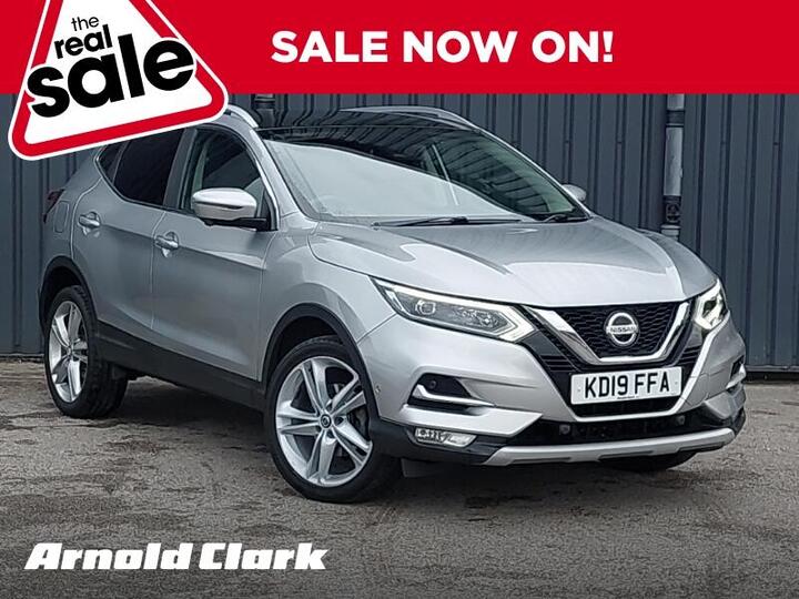 Nissan Qashqai 1.3 DIG-T N-Motion Euro 6 (s/s) 5dr