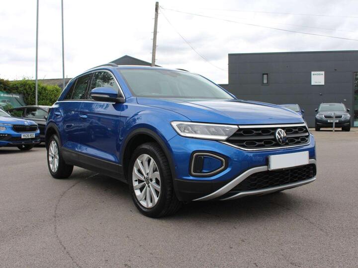 Volkswagen T-Roc 1.0 TSI Life Euro 6 (s/s) 5dr Volkswagen T-Roc 1.0 TSI Life Euro 6 (s/s) 5dr