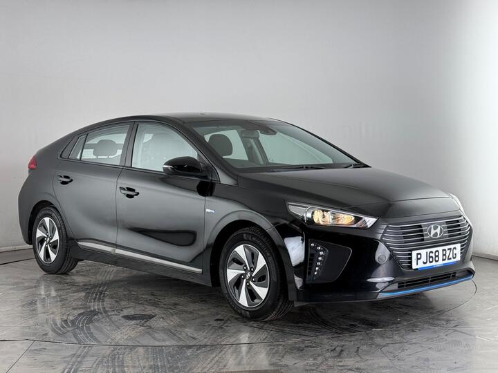 Hyundai IONIQ 1.6 H-GDi SE DCT Euro 6 (s/s) 5dr Hyundai IONIQ 1.6 H-GDi SE DCT Euro 6 (s/s) 5dr