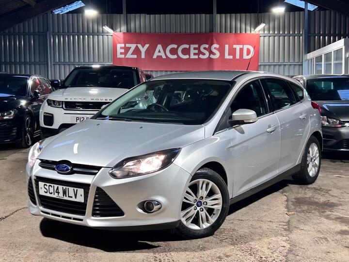 Ford Focus 1.6 Titanium Navigator Powershift Euro 5 5dr