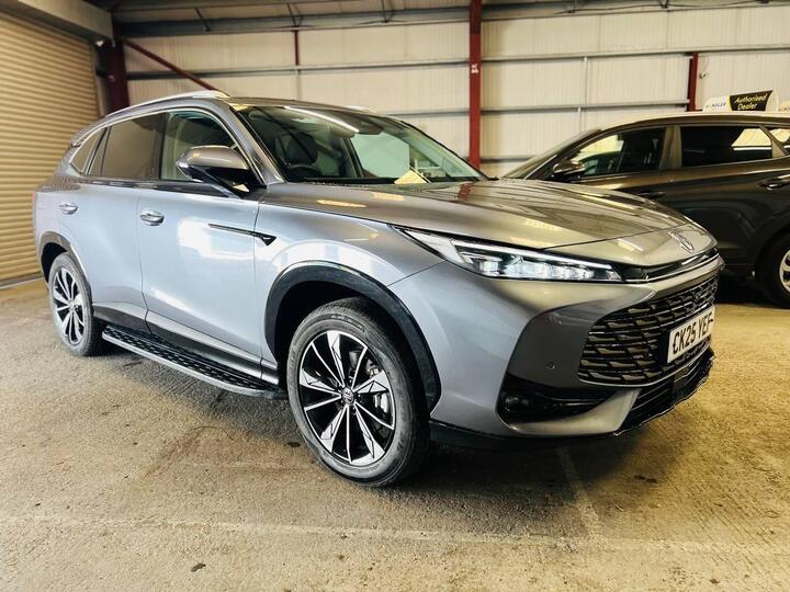 MG MG HS 1.5 T-GDI 24.7kWh Trophy Auto Euro 6 (s/s) 5dr