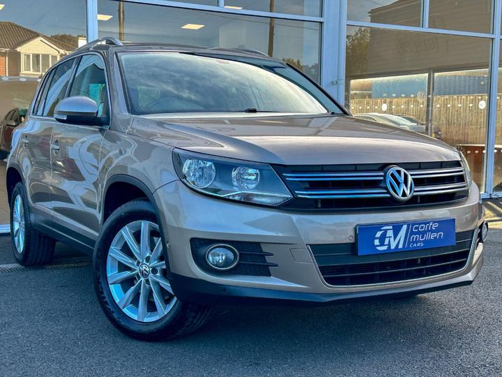 Volkswagen TIGUAN 2.0 TSI SE DSG 4WD Euro 5 5dr