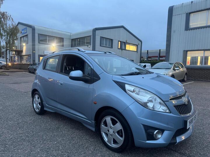 Chevrolet Spark 1.2i LT Euro 5 5dr Chevrolet Spark 1.2i LT Euro 5 5dr