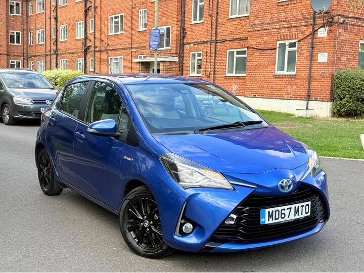 Toyota Yaris 1.5 VVT-h Icon E-CVT Euro 6 (s/s) 5dr