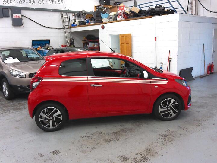 Peugeot 108 1.2 PureTech Collection Euro 6 3dr