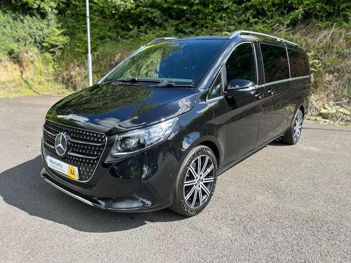Mercedes-Benz V Class 2.0 V300d Premium G-Tronic+ Euro 6 (s/s) 5dr (8 Seat, Extra Long) Mercedes-Benz V Class 2.0 V300d Premium G-Tronic+ Euro 6 (s/s) 5dr (8 Seat, Extra Long)