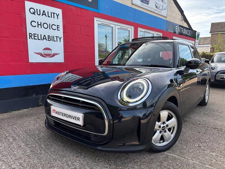 MINI Hatch 1.5 Cooper Classic Steptronic Euro 6 (s/s) 5dr