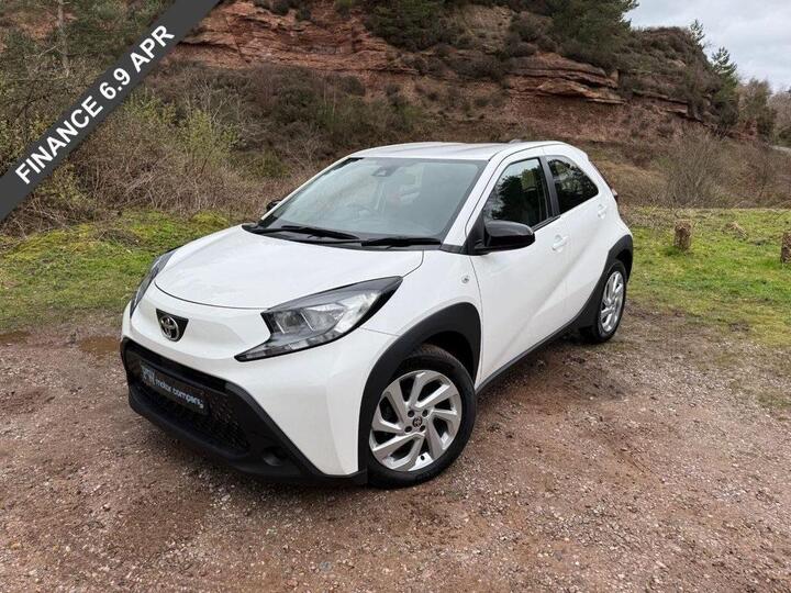 Toyota Aygo X 1.0 VVT-i Pure X-shift Euro 6 (s/s) 5dr